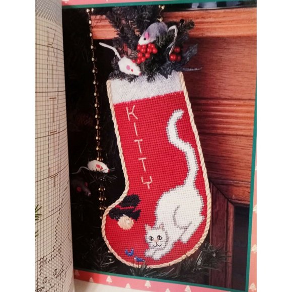 Plastic Canvas World Magazine November 1998 Festive Christmas Magic Cat Mouse - Picture 8 of 9